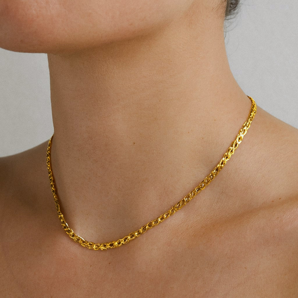Gold Cuban Chain Necklace, 18k Gold Plated 925 Sterling Silver Curb Chain, worn on model for scale