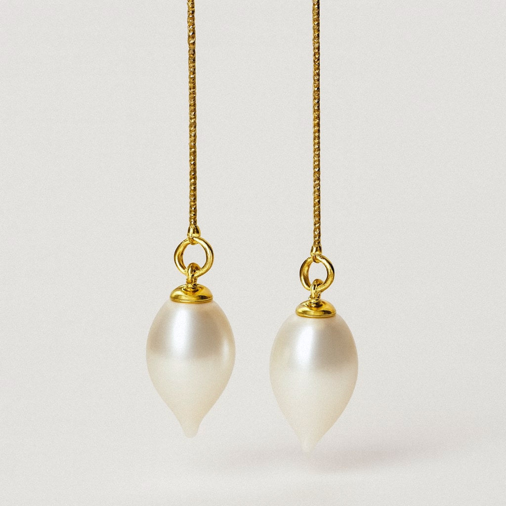 Pearl Threader Earrings, Freshwater Pearl Drops on 18k Gold Plated Sterling Silver Chain, Teardrop pearl