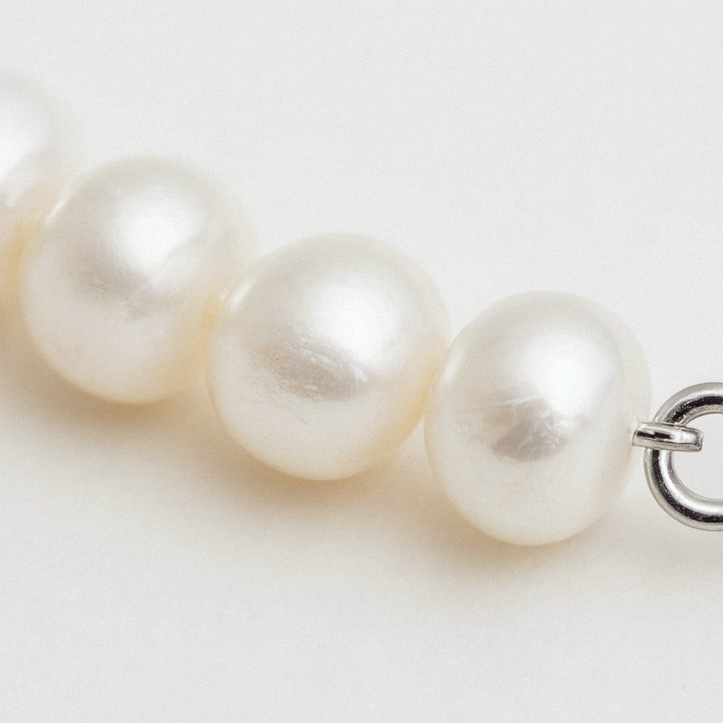Dainty Pearl Necklace, Petite Freshwater Pearl Strand 3mm to 6mm, close-up detail