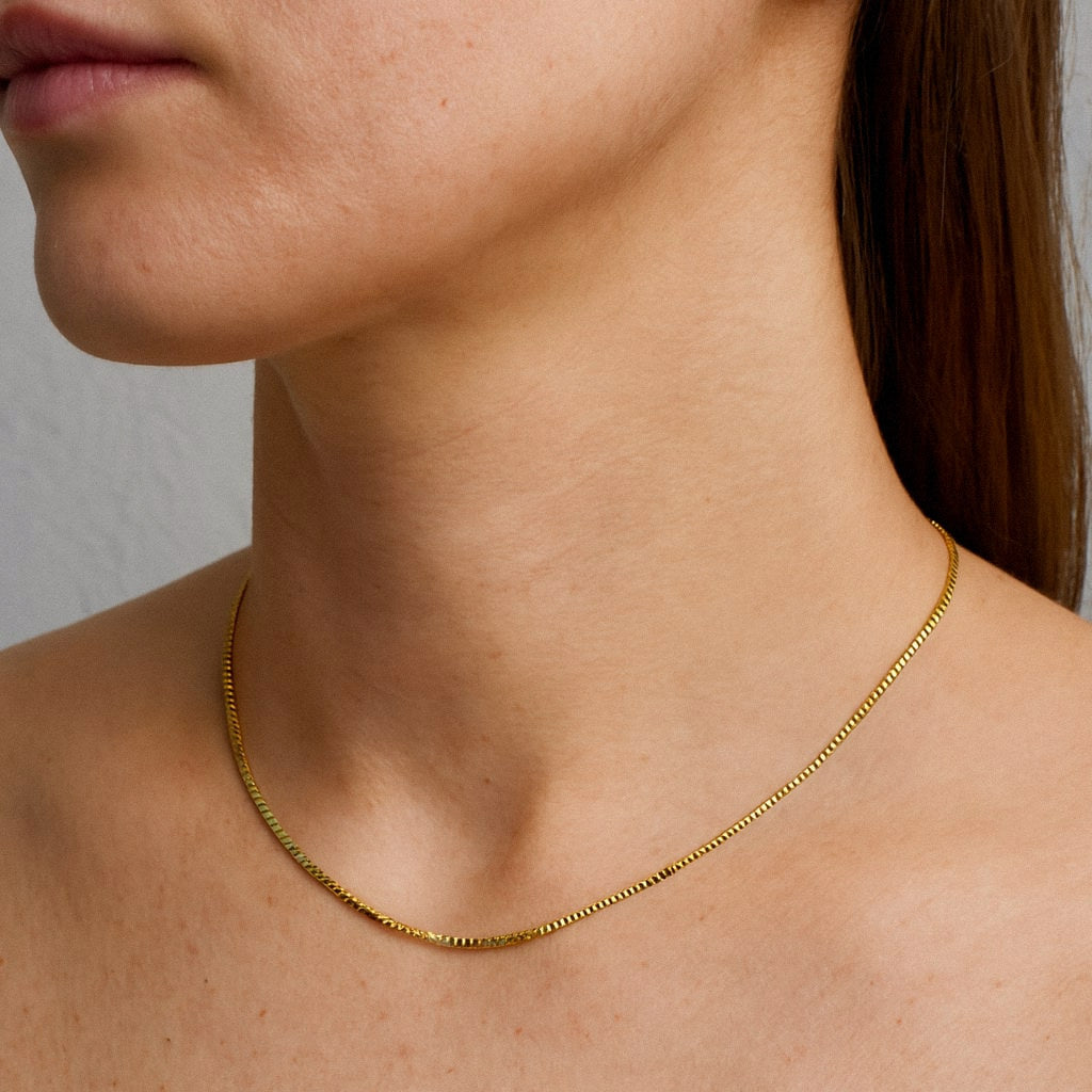 Gold Box Chain Necklace, 18k Gold Plated 925 Sterling Silver Pendant Chain, worn on model for scale